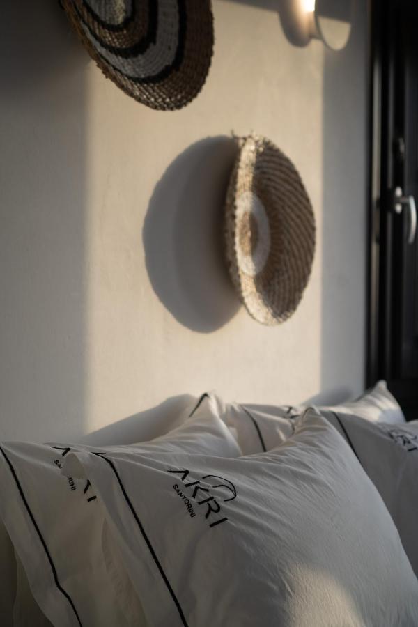 Akri Suites Vourvoúlos Екстериор снимка