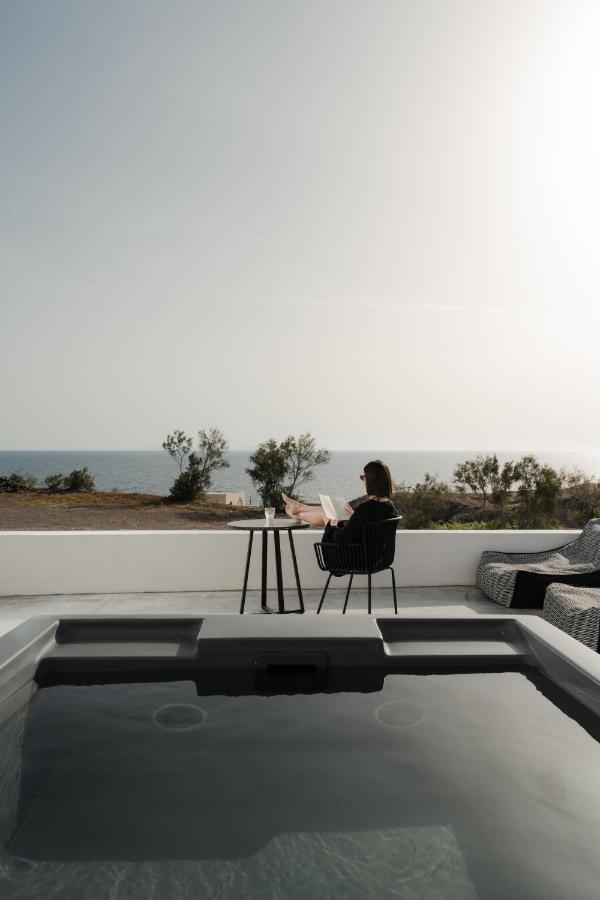 Akri Suites Vourvoúlos Екстериор снимка