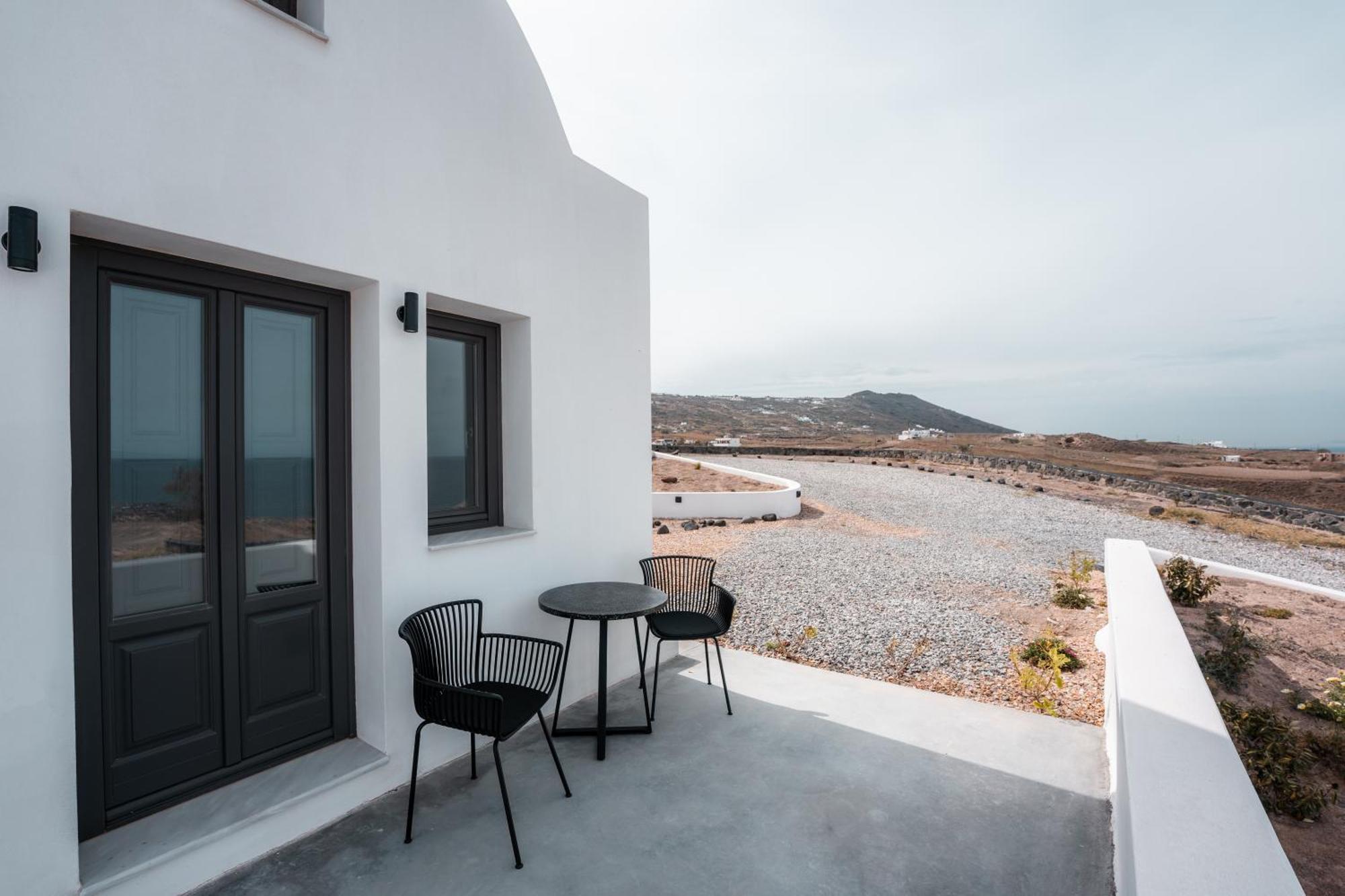 Akri Suites Vourvoúlos Екстериор снимка